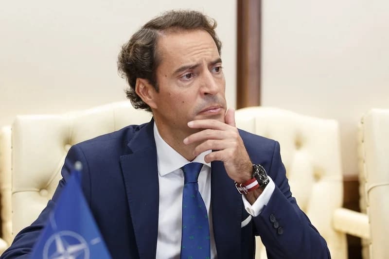 كولومينا يمثل « الناتو » بشمال إفريقيا