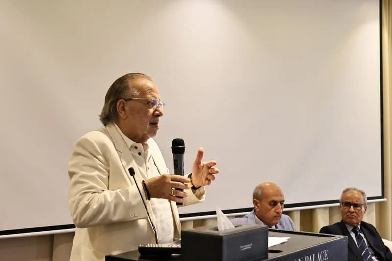السحيمي: لا أحد يهتم بتدخلات الوزراء.. والفورة الرقمية تقرب الجمهور من السياسة