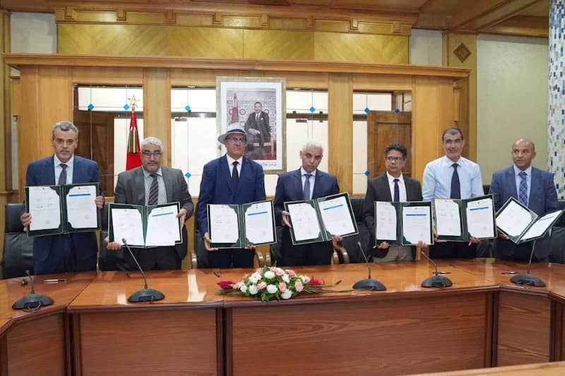 زيادة في الأجور وتعويضات جديدة .. تفاصيل اتفاق نقابات الصحة والحكومة