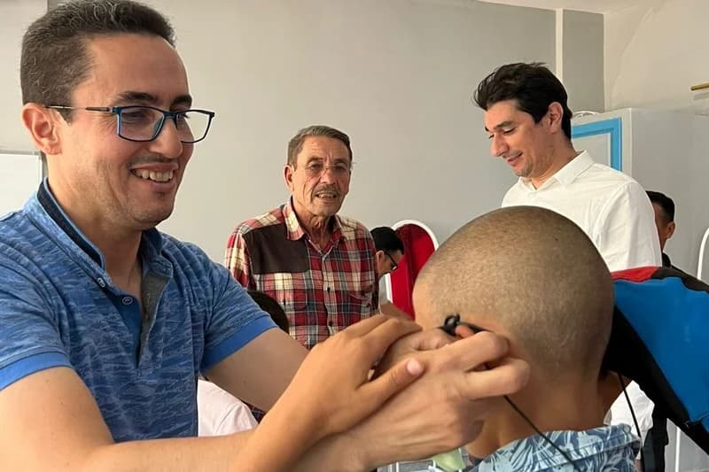 توزيع نظارات طبية على تلاميذ الزراردة