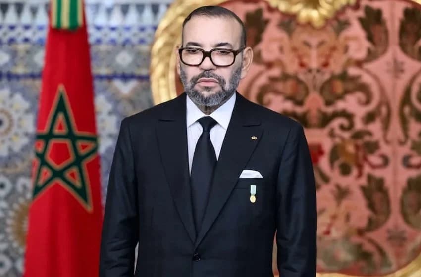 جلالة الملك يهنئ ولي عهد المملكة الأردنية الهاشمية و الأميرة رجوة الحسين بمناسبة قدوم مولودتهما الأولى