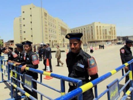 إصابة سياح إسرائيليين وموظفين مصريين