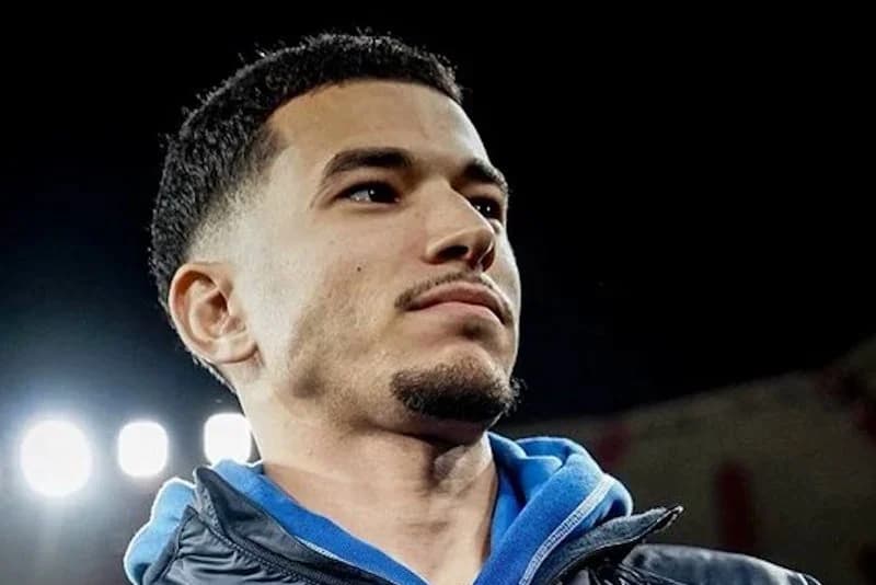 الواحدي يقترب من حمل ألوان « بنفيكا »