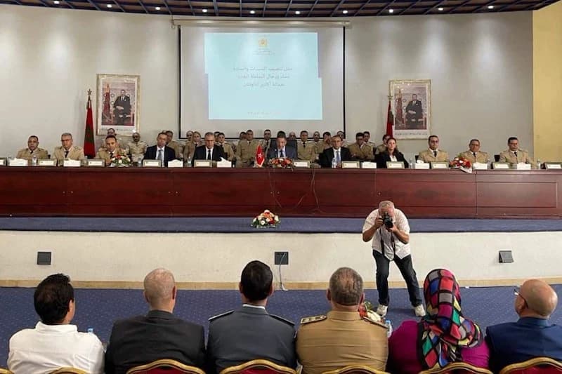 أمزازي يوصي رجال السلطة بسياسة القرب