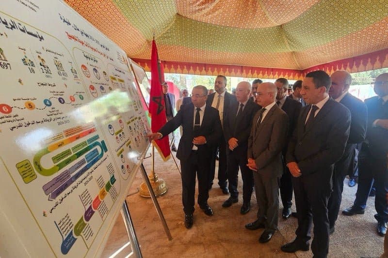 بنموسى يتفقد مؤسسات تعليمية بخنيفرة