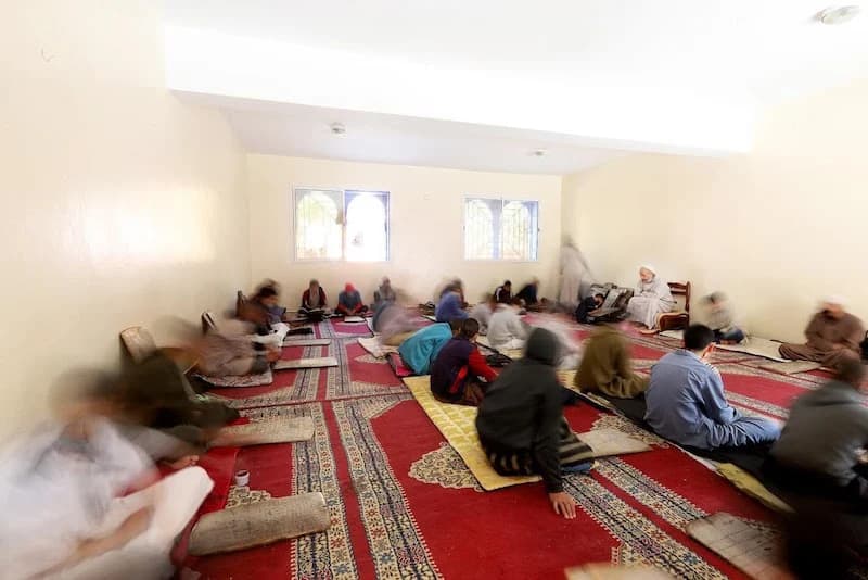 العطلة تزيد الإقبال على الكتاتيب القرآنية لتعزيز التربية على "قيم المواطنة"