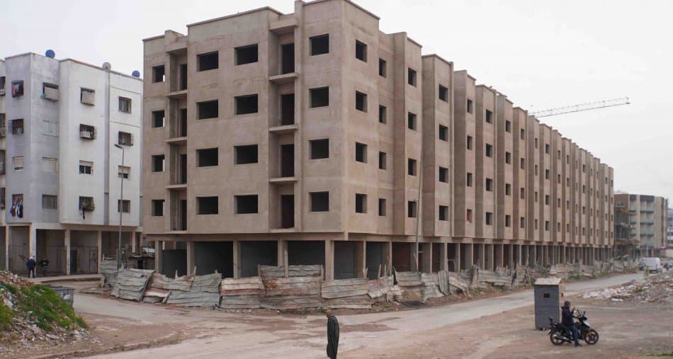 الدعم المباشر للسكن يجذب صغار المنعشين وسط جدل حول قانون المهنة