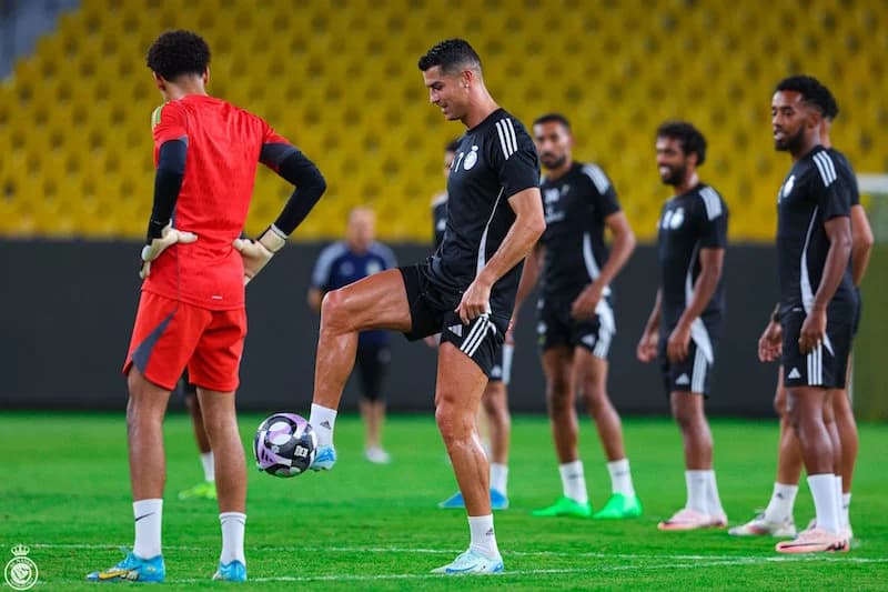 رونالدو يتحدث عن الاعتزال بألوان « النصر »