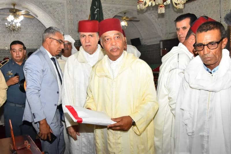 هبة ملكية لزاوية سيدي أحمد أوموس