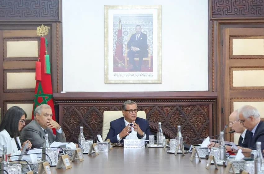 أخنوش يؤكد استمرار عملية إعادة البناء  للمناطق المتضررة من زلزال الحوز