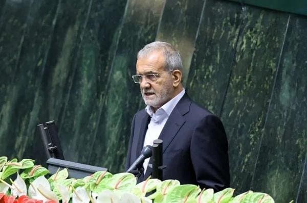 تحولات في الخطاب الإيراني: قلق من الضغوط الإقليمية