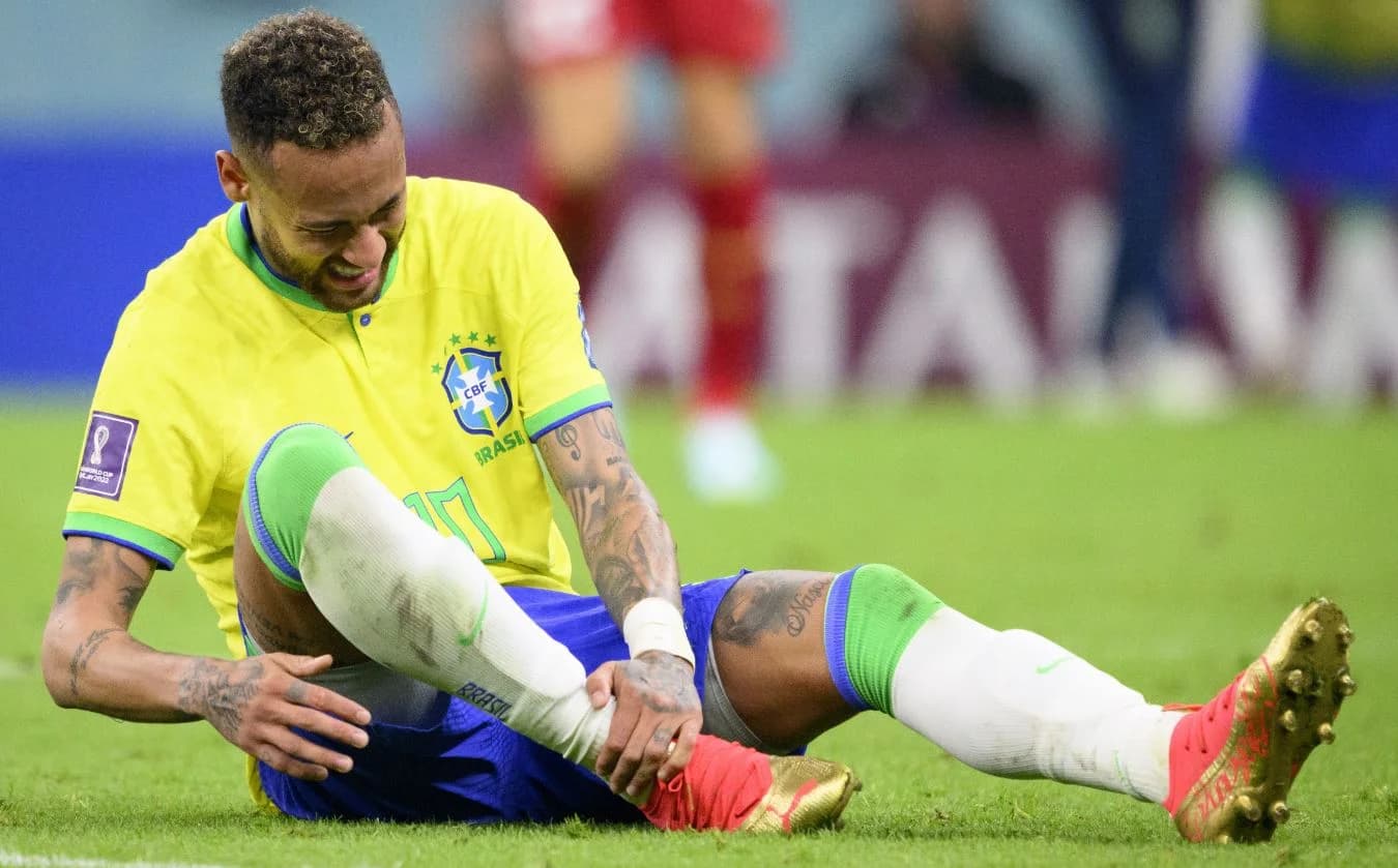 مدرب البرازيل: نيمار لاعب مهم وننتظر تعافيه الكامل