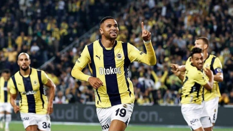 يوسف النصيري يستعيد تألقه ويقود فنربخشة للفوز في الدوري التركي