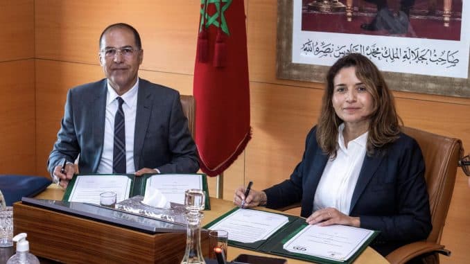 توقيع اتفاقية شراكة لتعزيز الانتقال نحو اقتصاد أخضر ومنخفض الكربون