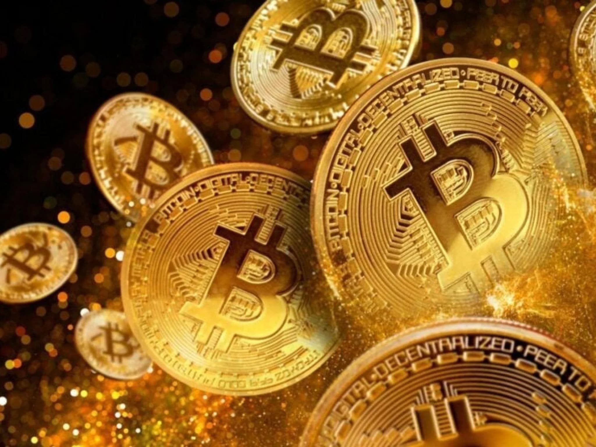 سعر البتكوين يقترب من حاجز 90 ألف دولار