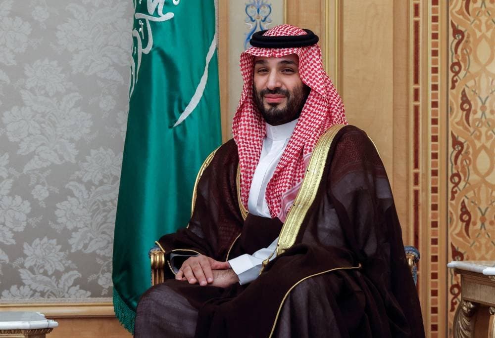 ولي العهد السعودي يطمئن هاتفيا على صحة جلالة الملك