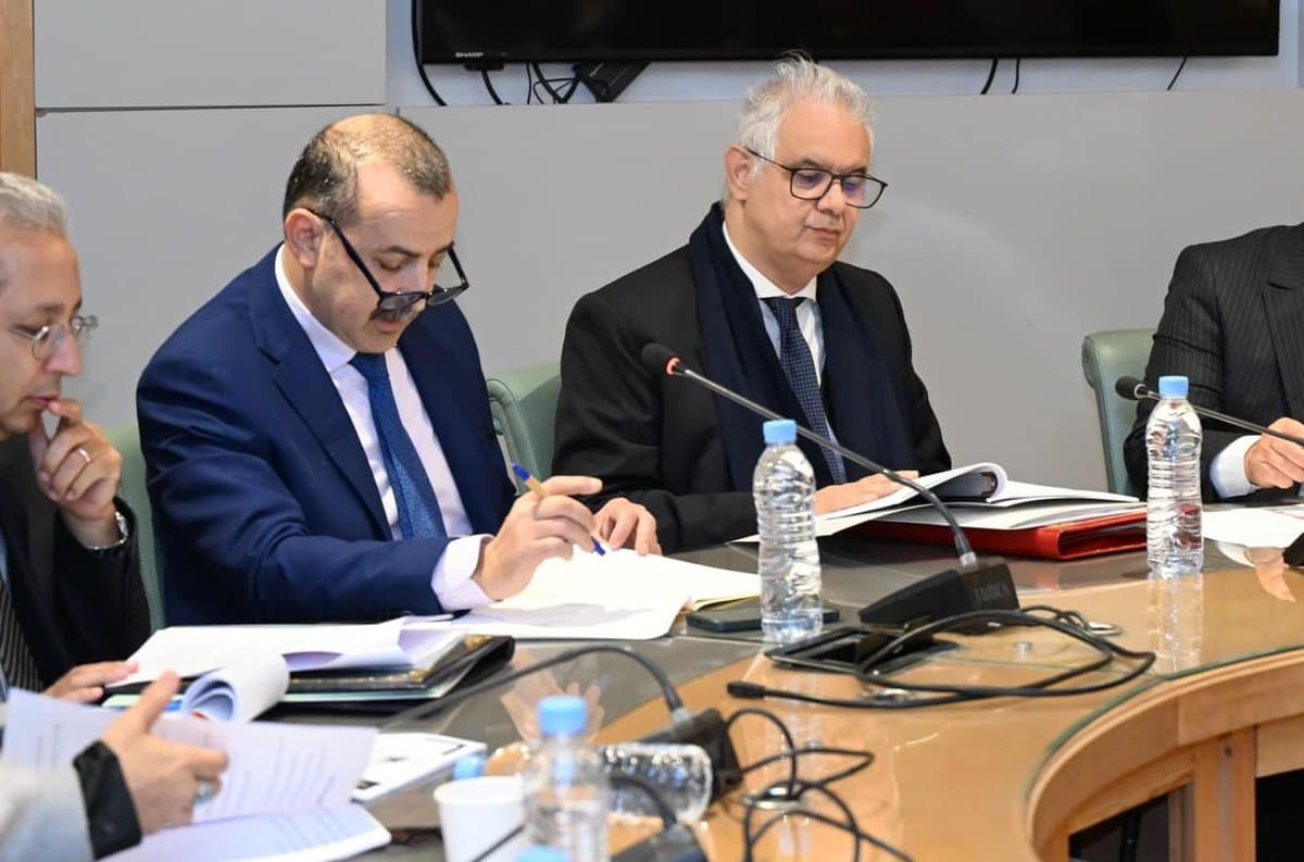 مباحثات مع وفد فرنسي لتعزيز التعاون في مجال المياه