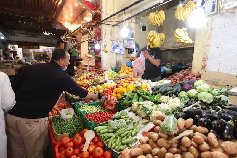 الحكومة تطمئن المغاربة: تموين الأسواق سيكون سلساً خلال رمضان
