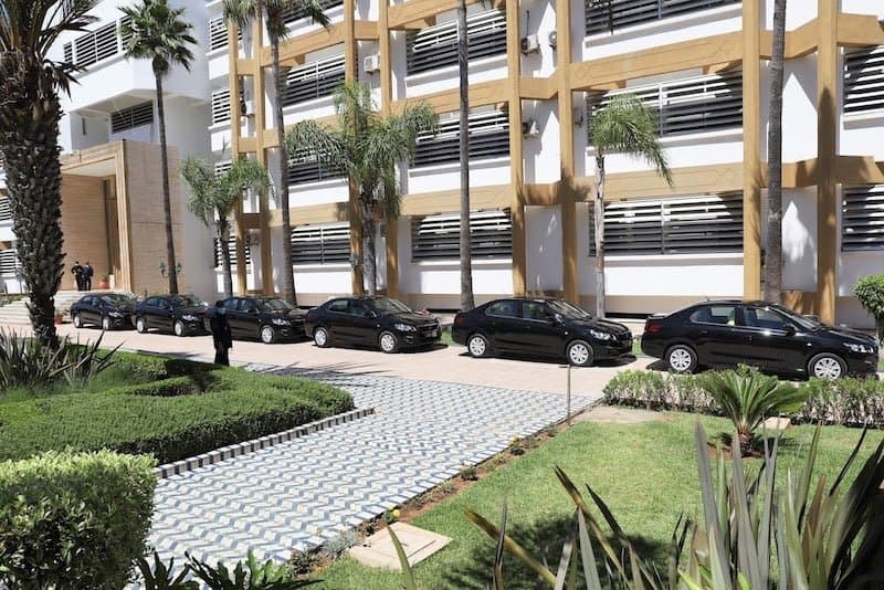 الدولة تطرح أكثر من ألف سيارة معفاة من الخدمة للبيع بمزاد علني