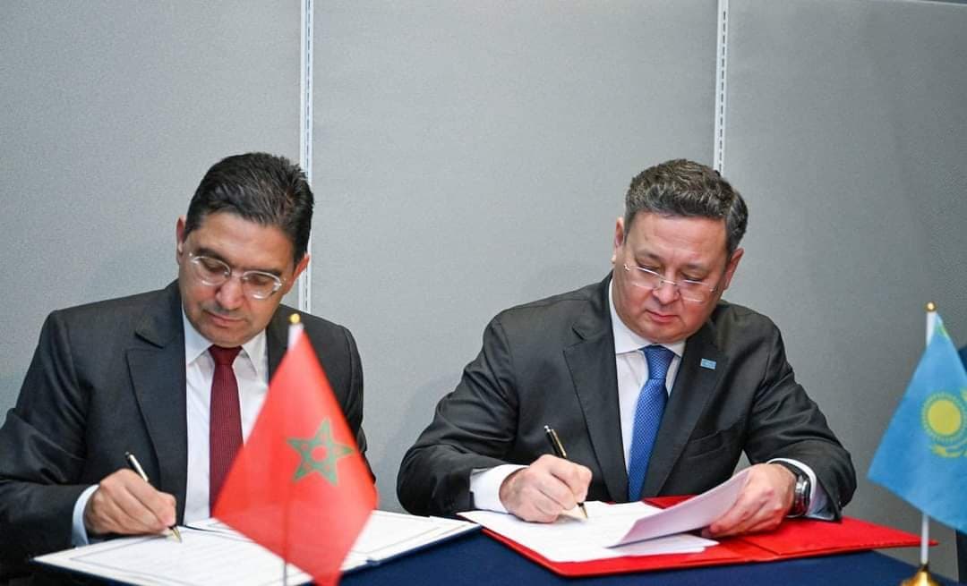 المغرب وكازاخستان يعلنان عن دخول اتفاقية الإعفاء من التأشيرة حيز التنفيذ