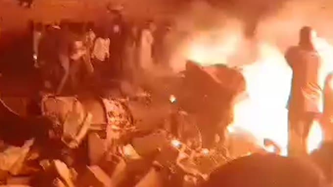 مصرع 19 شخصًا في تحطم طائرة عسكرية سودانية بأم درمان