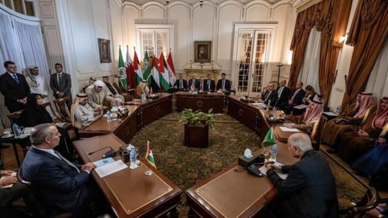 قمة عربية في القاهرة لبحث مشروع بديل لمقترح ترامب حول غزة
