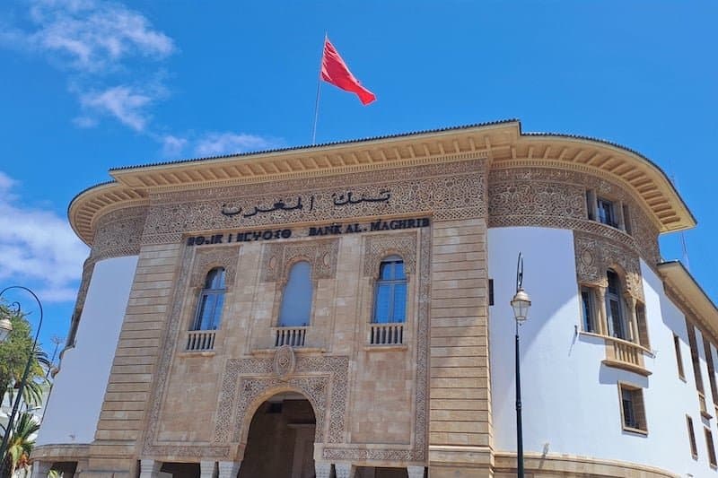 بنك المغرب يحذر من محتوى احتيالي يستهدف المواطنين