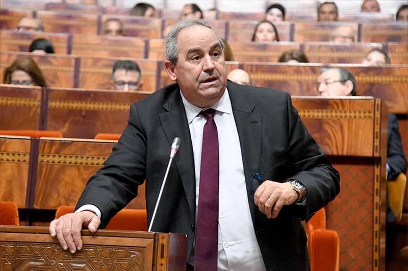 جدل حول "السرقة العلمية" يتجدد في أكادير