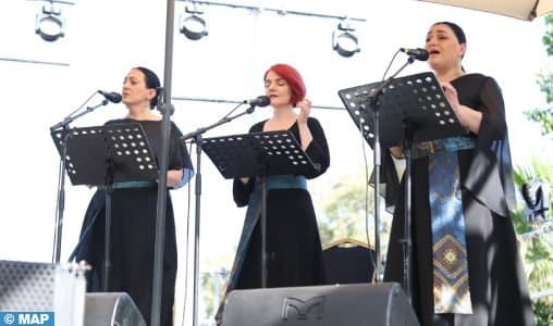 مهرجان فاس: الفلكلور الأرمني يعانق جنان السبيل