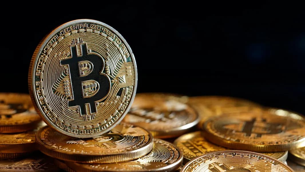 البيتكوين يرتفع بعد إعلان وقف إطلاق النار بين إسرائيل وإيران