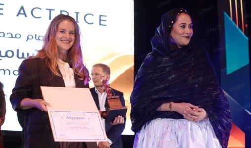 فيلم « سامية » يفوز بالجائزة الكبرى في مهرجان الداخلة الدولي للسينما