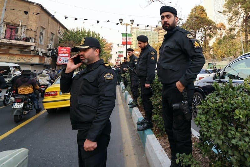إيران تعلن اعتقال « عميلين للموساد »