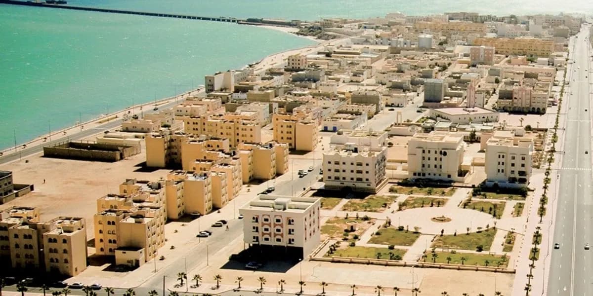 الوفد الفرنسي يستكشف دينامية التنمية في الداخلة
