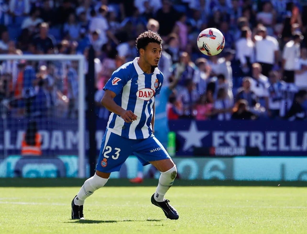 عمر الهلالي يتمسك بإسبانيول رغم العروض الأوروبية