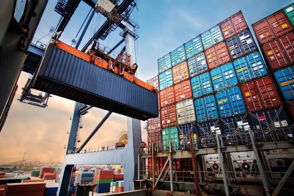 الولايات المتحدة تسجل فائضًا تجاريًا بـ291 مليون دولار مع المغرب في يوليوز