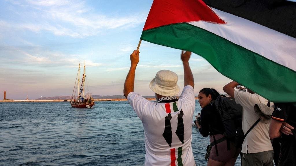 انطلاق أسطول دولي من تونس باتجاه غزة لكسر الحصار الإسرائيلي