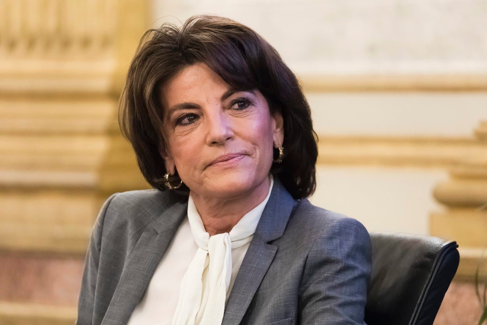المغرب نموذج في الطاقات المتجددة يشيد به البرلمان الفرنسي