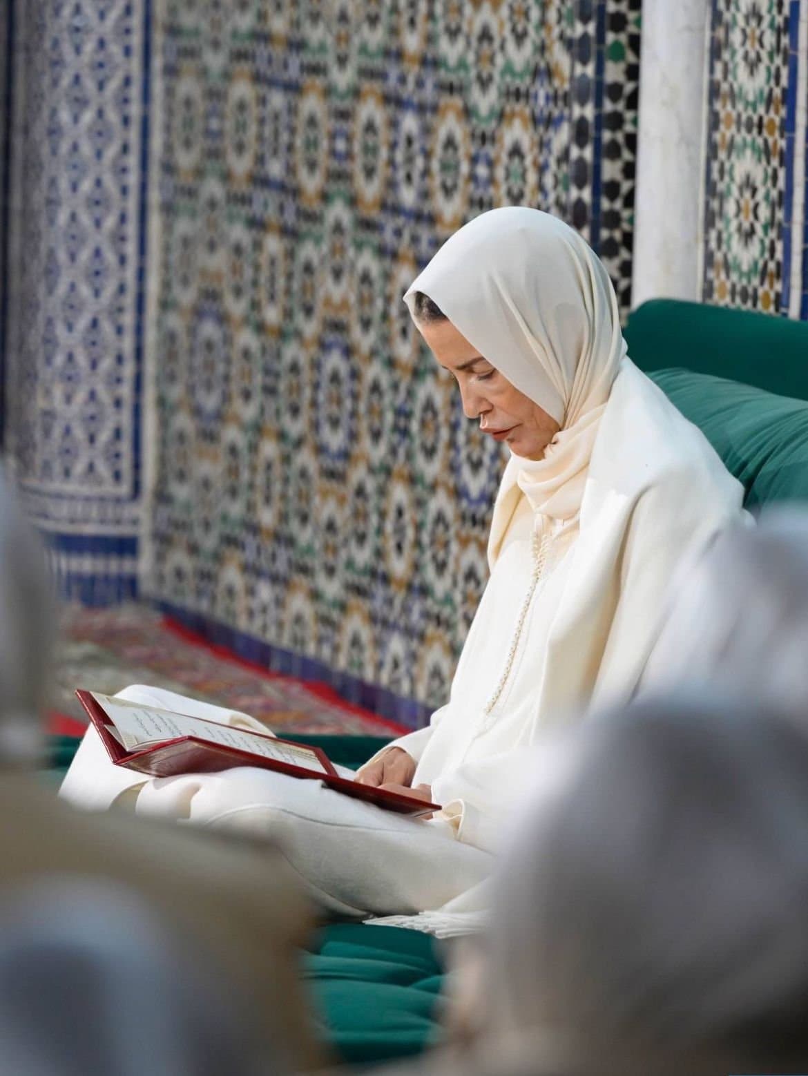 الذكرى 27 لوفاة الحسن الثاني: لالة مريم تترأس ليلة دينية بمسجد السنة