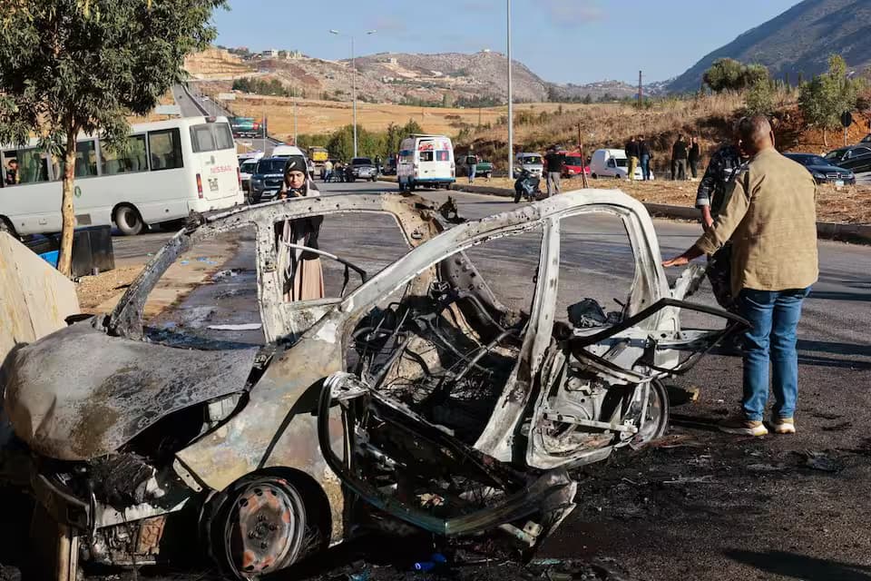 إسرائيل تشن غارة جديدة على جنوب لبنان: مقتل مقاتل من حزب الله