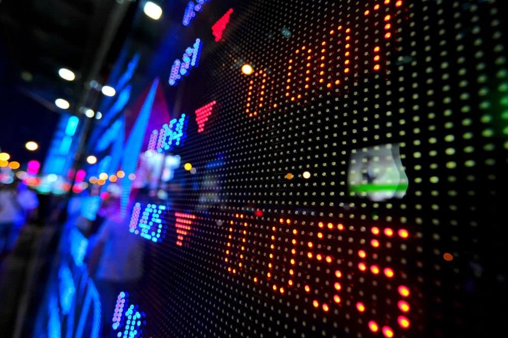 الأسواق الأوروبية تتراجع تحت ضغط قطاع التكنولوجيا رغم تحسن النمو الاقتصادي
