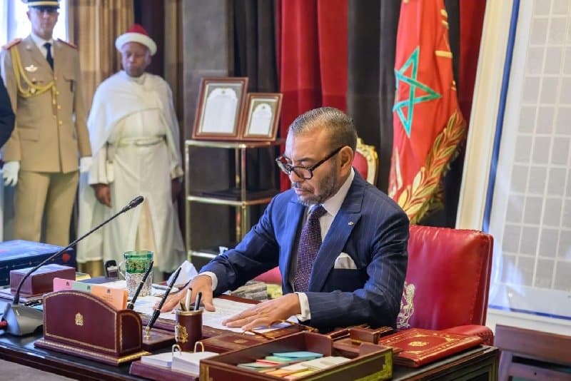 صاحب الجلالة الملك يهنئ رئيس دولة الإمارات العربية المتحدة