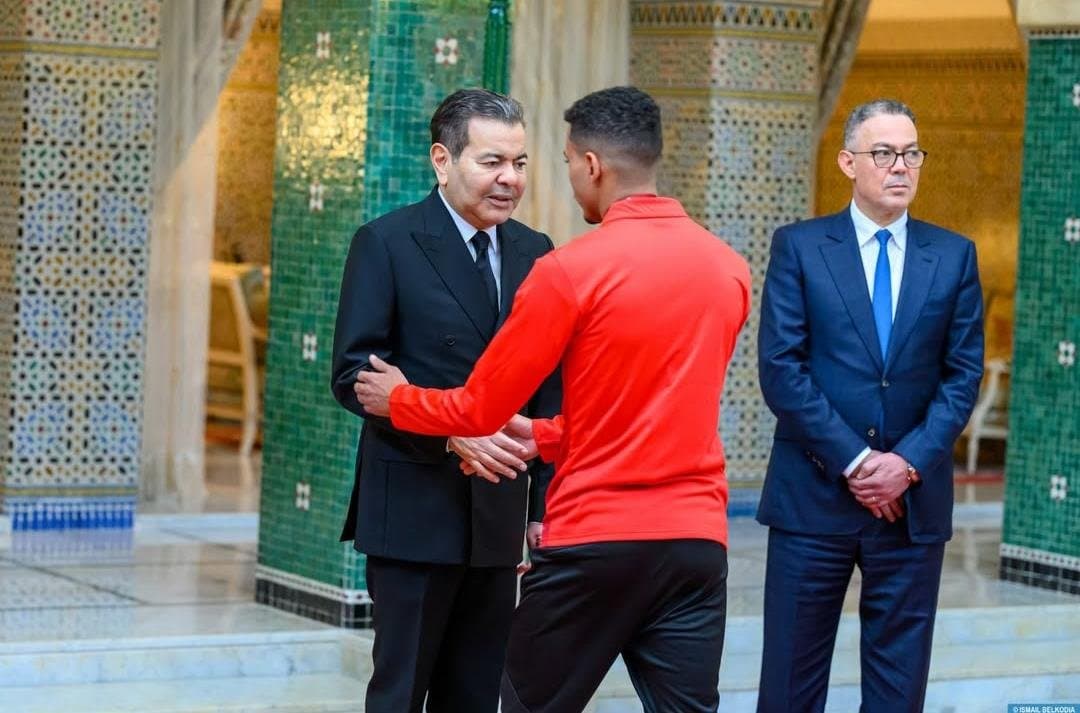 الأمير مولاي رشيد يكرم المنتخب الوطني