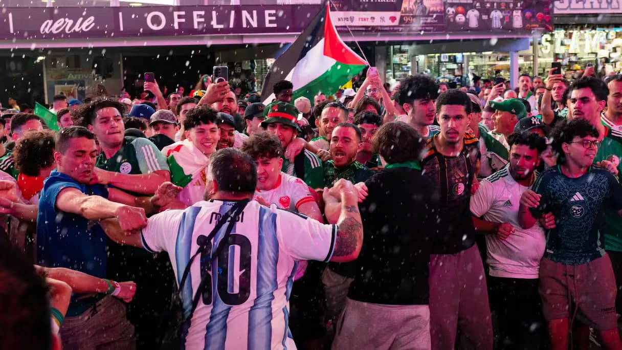 توتر بين جماهير الجزائر والأرجنتين في نيويورك