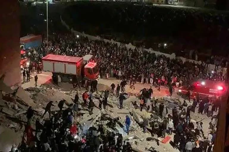 فاجعة انهيار بنايتين بفاس: تأجيل محاكمة 21 متابعا إلى 8 شتنبر