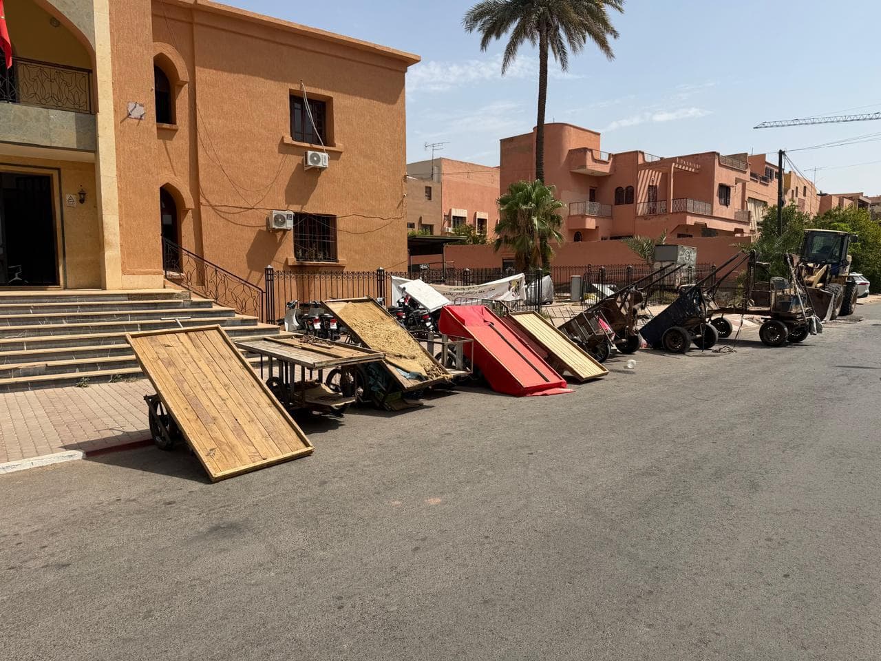 جليز: السلطات تشرف على حجز وإتلاف عشرات العربات بمراكش
