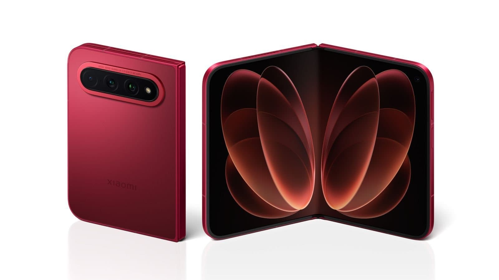 بعد Apple بيومين.. Xiaomi تدخل سباق الهواتف القابلة للطي بـ18 Fold