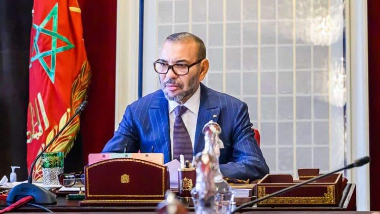 جلالة الملك محمد السادس يتابع تقدم المشاريع المينائية الكبرى بالمملكة