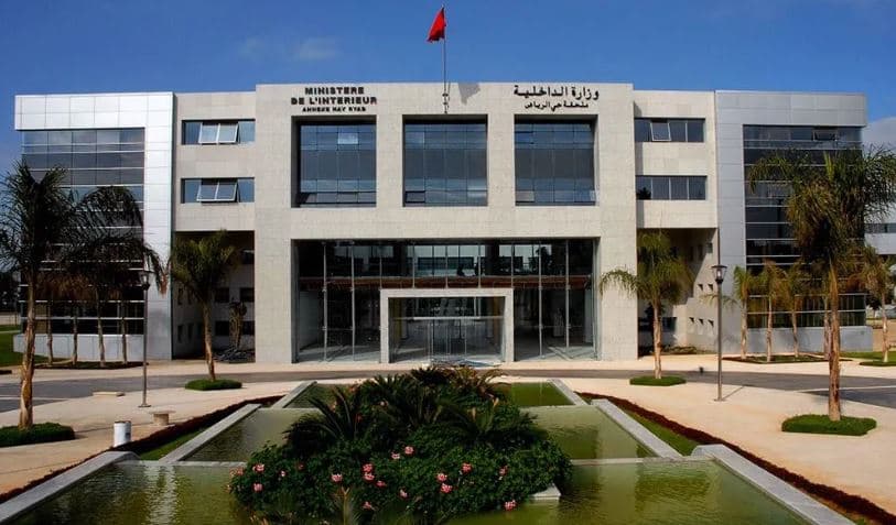 طنجة: الداخلية تحقق في اختلالات انتخابية بمكتبين للتصويت