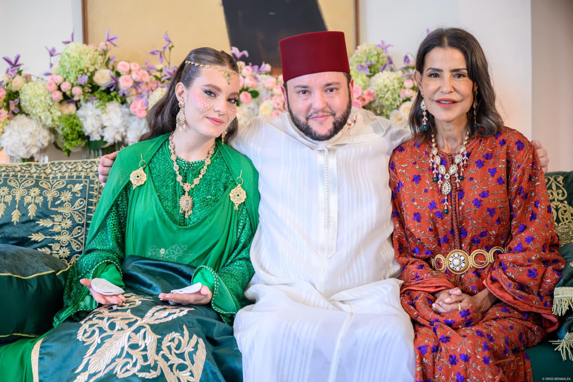 بمباركة ملكية...زواج مولاي إدريس الفيلالي من أحلام أمها