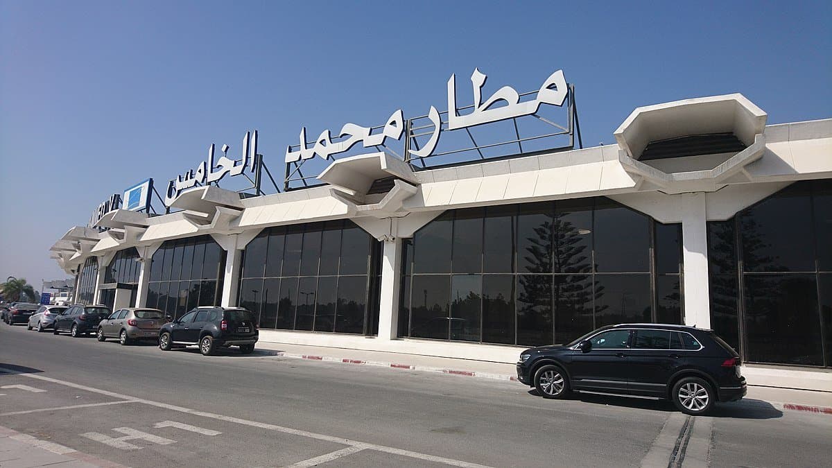 مطار محمد الخامس الدولي … توقيف مواطن جزائري لتورطه في قضايا تتعلق بالجريمة المنظمة
